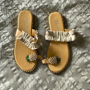 NWOT pineapple sandals